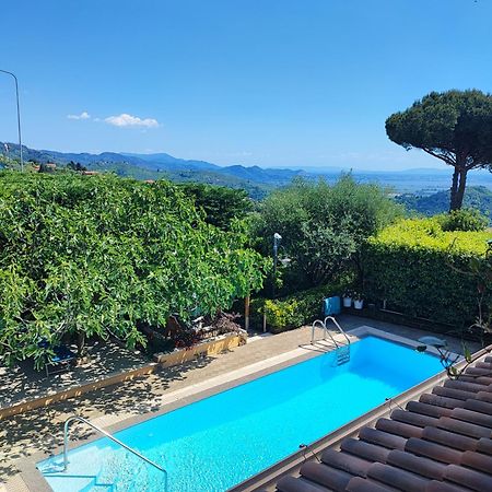 Villa Capo Corso Corsanico-Bargecchia Екстериор снимка